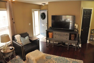 8441 Grand Trevi Dr unit 4602, Louisville, KY 40228 - photo 4