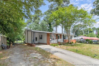 778 Yorkshire Dr, Fayetteville, NC 28314 - photo 2