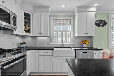 42 Third St, Newport, RI 02840 - photo 7