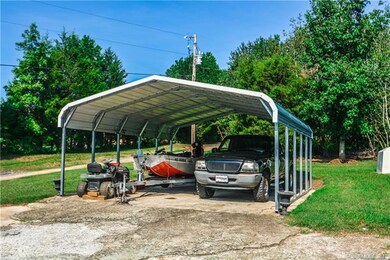 290 Low Bridge Rd, Iron Station, NC 28080 - photo 4