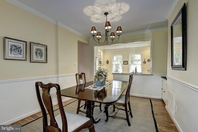 3535 Hamlet Place, Chevy Chase, MD 20815 - photo 7