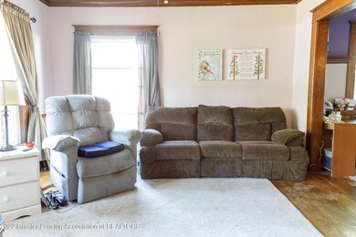 1004 W Lapeer St, Lansing, MI 48915 - photo 3