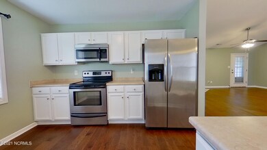 511-Sassy-Ct-Kitchen-2