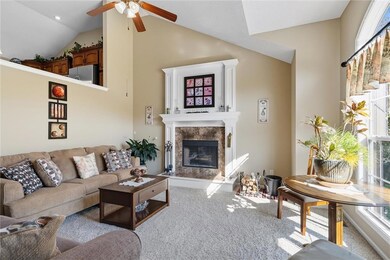 21066 S Skyview Ln, Spring Hill, KS 66083 - photo 5