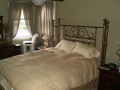 100 Marlborough St, Cranston, RI 02910 - photo 6