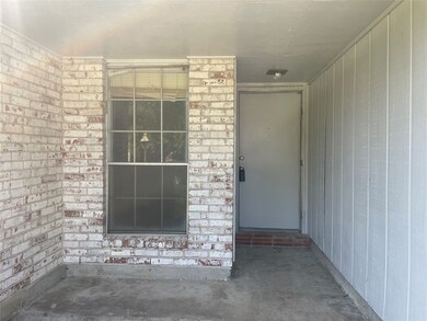 2531 Woodsdale Blvd, Houston, TX 77038 - photo 2