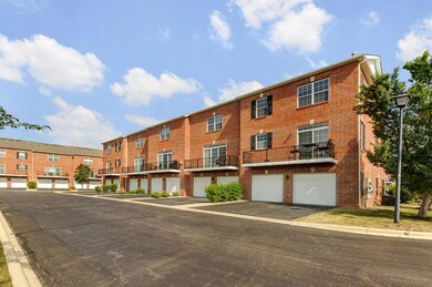67_Highland_Pointe-5