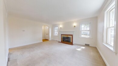 21 Puritan Rd, Watertown, MA 02472 - photo 4