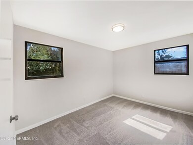 2085 Betsy Dr, Jacksonville, FL 32210 - photo 5