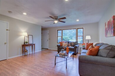 43 Howard Ave unit C, Coventry, RI 02816 - photo 3