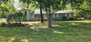 1409 N Hillview Dr, Syracuse, IN 46567 - photo 3