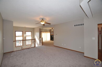2845 SW Bluestem Dr, Topeka, KS 66614 - photo 6