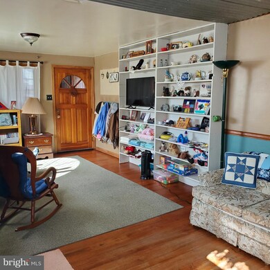 218 W Sherman St, McAdoo, PA 18237 - photo 3