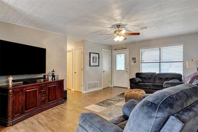 2621 W Elm St, Denison, TX 75020 - photo 7