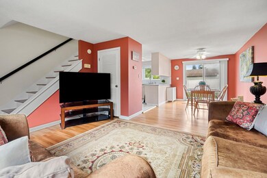 6 Oliver Dr, Hudson, NH 03051 - photo 5