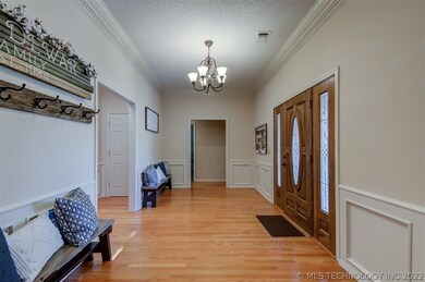 3304 Brighton Ln, Bartlesville, OK 74006 - photo 4