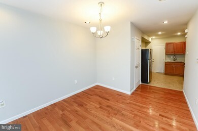 2057 Mountain St, Philadelphia, PA 19145 - photo 7