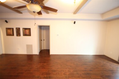 327 Hurstgreen Ln, Alvin, TX 77511 - photo 7