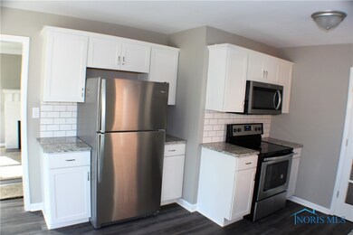 3927 Elmhurst Rd, Toledo, OH 43613 - photo 6