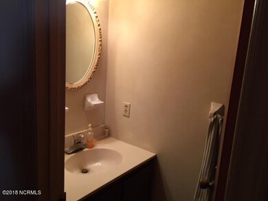 320 Myrtlewood Cir unit 62, Jacksonville, NC 28546 - photo 3