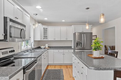 71 Mountain View Ct, Milford, NH 03055 - photo 5