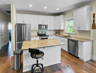 8kitchen