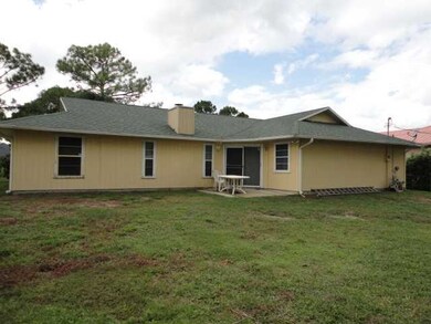 109 Nebraska Cir, Sebastian, FL 32958 - photo 3