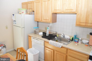 1162 Mulberry St, Reading, PA 19604 - photo 7