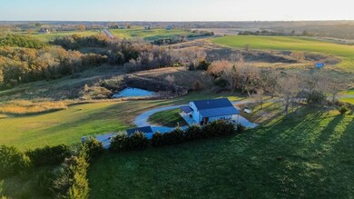 18756 Lakeview Rd, Leon, IA 50144 - photo 4