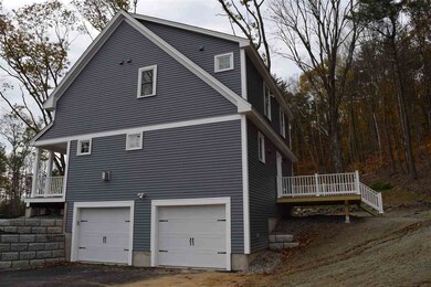 10 Hayden Place unit 16, Newmarket, NH 03857 - photo 4