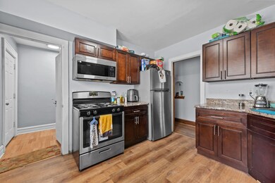 1331 N Ash St, Waukegan, IL 60085 - photo 6