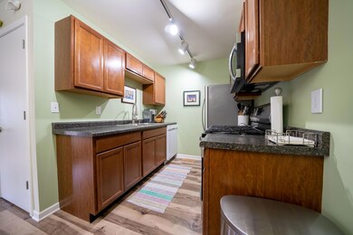 11. Kitchen 2