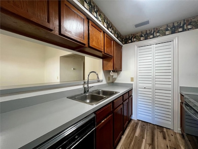 6945 SW 21st Ln, Gainesville, FL 32607 - photo 6