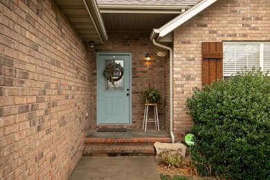 827 S Cobble Creek Blvd, Nixa, MO 65714 - photo 2