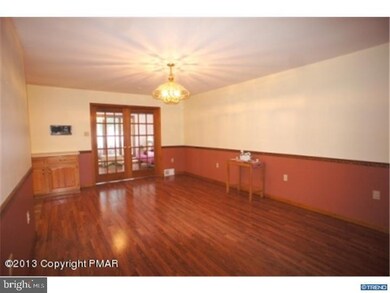 544 Mcilhaney Rd, Stroudsburg, PA 18360 - photo 4