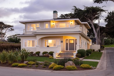 1051 Ocean View Blvd, Pacific Grove, CA 93950 - photo 4