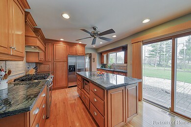 1469 Huntleigh Ct, Wheaton, IL 60189 - photo 6