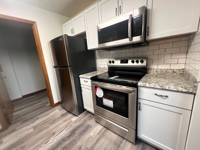 635 Milcrest Dr, Marysville, OH 43040 - photo 3