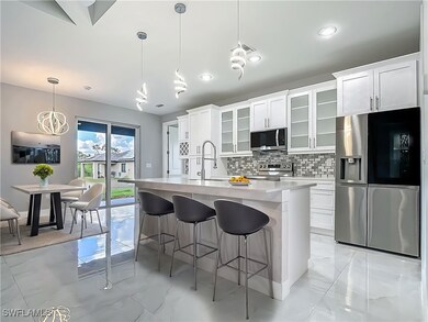 Kitchen (virtually staged)