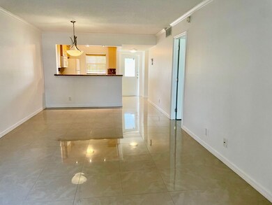608 SW Natura Blvd unit 109, Deerfield Beach, FL 33441 - photo 4
