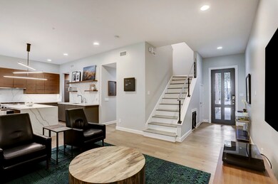 63 Legend Ln, Houston, TX 77024 - photo 5