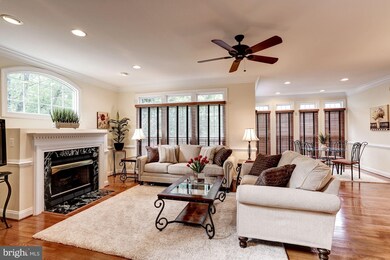 3080 Mckinnon Way, Oakton, VA 22124 - photo 6