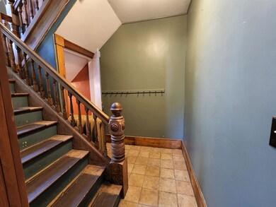 24 Green St, Claremont, NH 03743 - photo 6