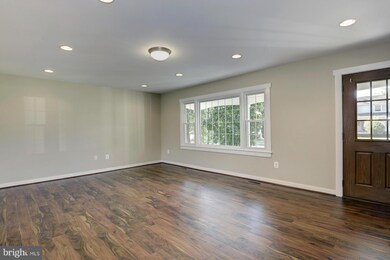 12316 Starlight Ln, Bowie, MD 20715 - photo 3
