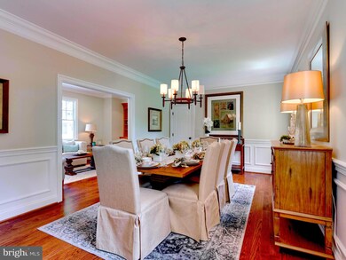 6128 Williamsburg Blvd, Arlington, VA 22207 - photo 5