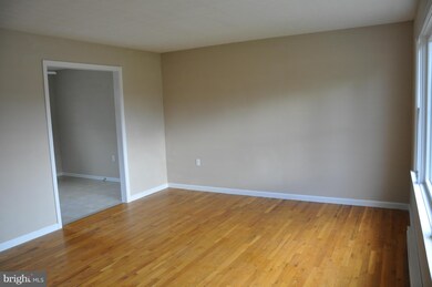 321 Chinkapin Dr, Stephens City, VA 22655 - photo 4