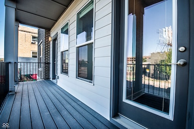 727 N Illinois St unit 101, Indianapolis, IN 46204 - photo 4
