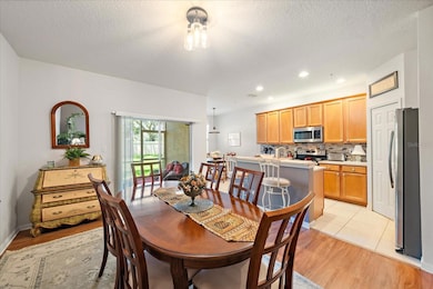 3407 Parkridge Cir unit 20102, Sarasota, FL 34243 - photo 6