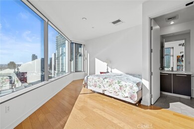 Sky Lofts unit 1611, Los Angeles, CA 90017 - photo 7