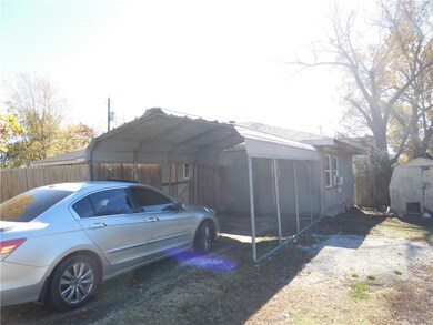 310 N Mock St, Prairie Grove, AR 72753 - photo 2